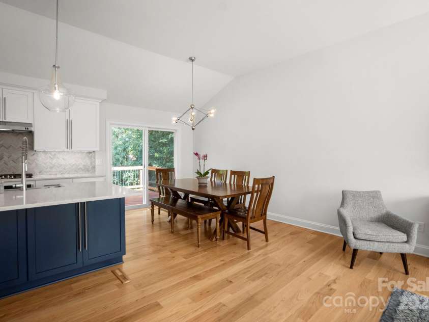 4816 Fairheath Road, Charlotte, NC 28210.  MLS# CAR4285277, YatesRealty ID 28469. 