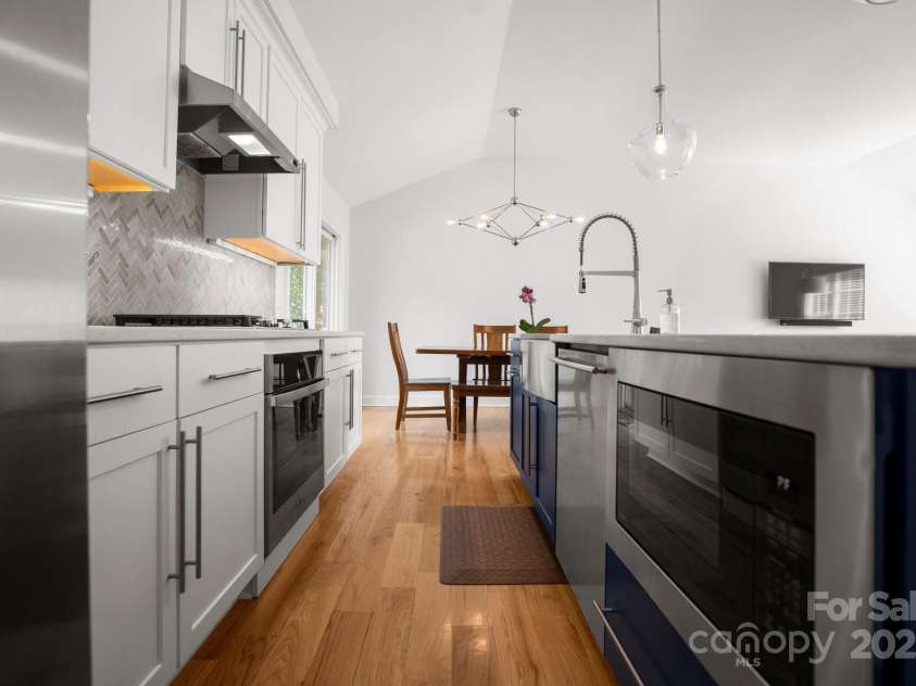 4816 Fairheath Road, Charlotte, NC 28210.  MLS# CAR4285277, YatesRealty ID 28469. 