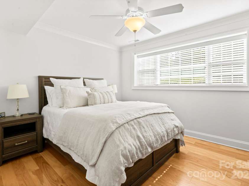 4816 Fairheath Road, Charlotte, NC 28210.  MLS# CAR4285277, YatesRealty ID 28469. 