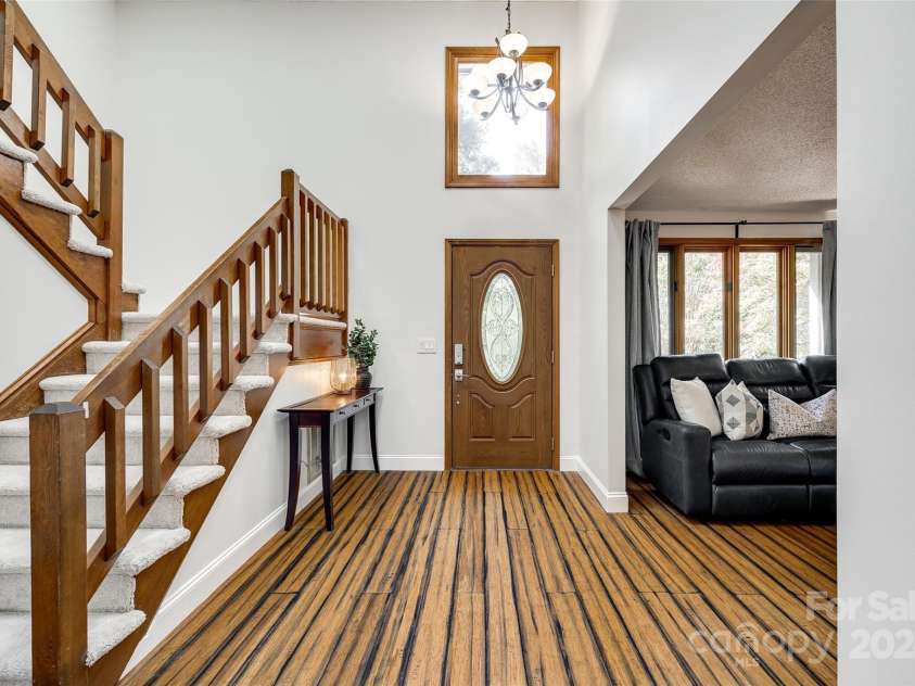 16008 Samar Court, Tega Cay, SC 29708.  MLS# CAR4195411, YatesRealty ID 2847. 