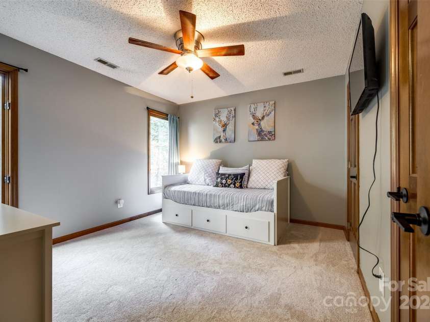 16008 Samar Court, Tega Cay, SC 29708.  MLS# CAR4195411, YatesRealty ID 2847. 