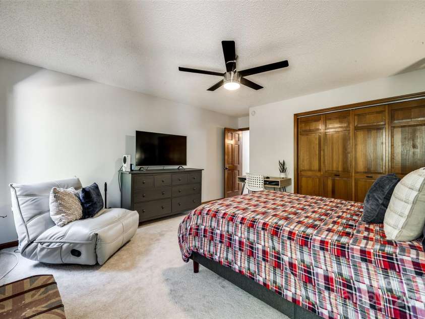 16008 Samar Court, Tega Cay, SC 29708.  MLS# CAR4195411, YatesRealty ID 2847. 