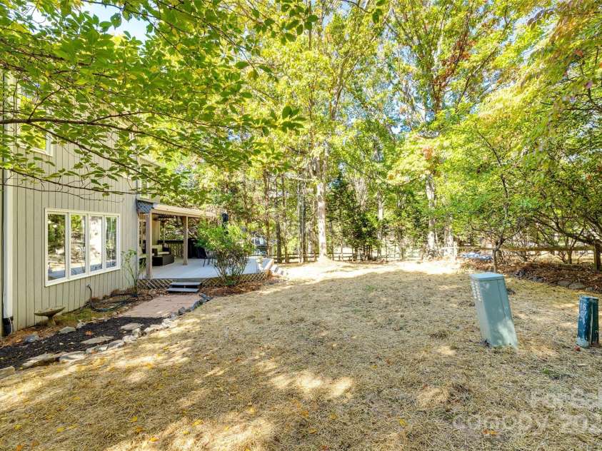 16008 Samar Court, Tega Cay, SC 29708.  MLS# CAR4195411, YatesRealty ID 2847. 