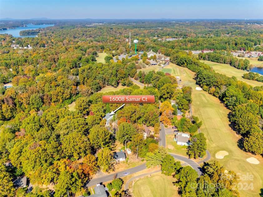 16008 Samar Court, Tega Cay, SC 29708.  MLS# CAR4195411, YatesRealty ID 2847. 