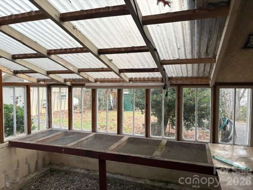 30 Brier Lane, Maggie Valley, NC 28751.  MLS# CAR4320298, YatesRealty ID 2847. Plant room