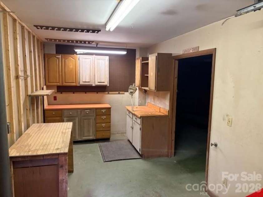 30 Brier Lane, Maggie Valley, NC 28751.  MLS# CAR4320298, YatesRealty ID 2847. Workshop