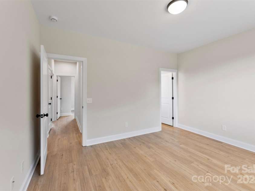 157 Pumice Drive, Statesville, NC 28625.  MLS# CAR4285099, YatesRealty ID 28470. 