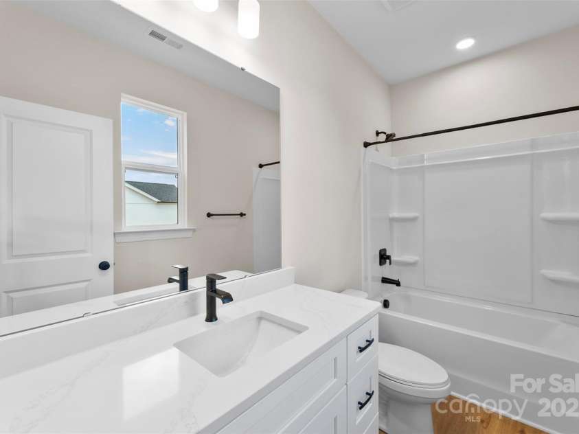 157 Pumice Drive, Statesville, NC 28625.  MLS# CAR4285099, YatesRealty ID 28470. 