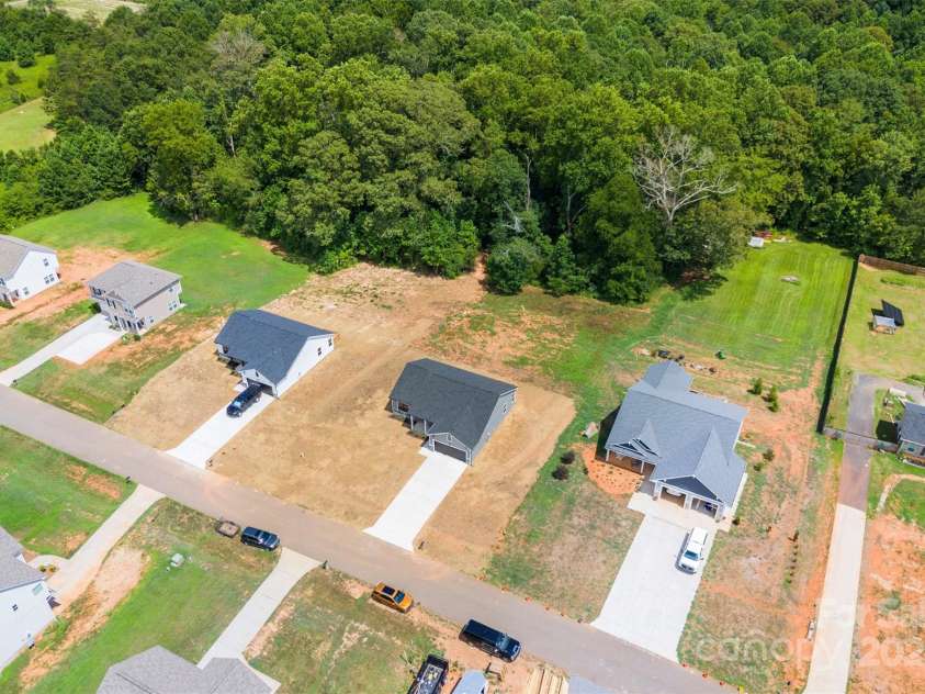 157 Pumice Drive, Statesville, NC 28625.  MLS# CAR4285099, YatesRealty ID 28470. 