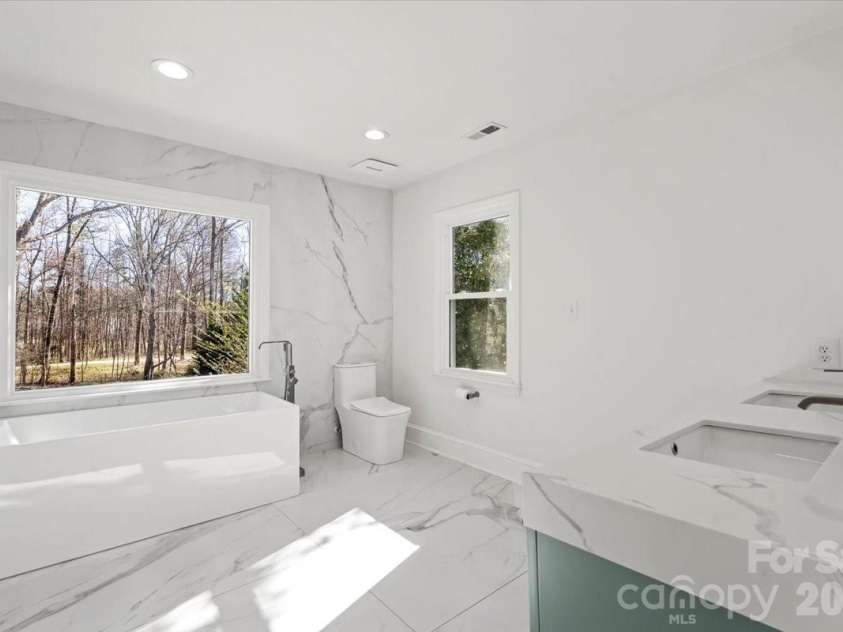 11917 Shady Oak Court, Mint Hill, NC 28227.  MLS# CAR4341464, YatesRealty ID 28471. 