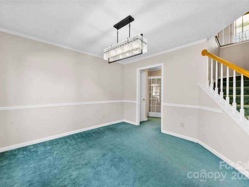 9800 Ashley Farm Drive, Matthews, NC 28105.  MLS# CAR4317793, YatesRealty ID 28472. 