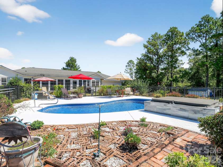 1035 Mcmillan Road, Cheraw, SC 29520.  MLS# CAR4368672, YatesRealty ID 28474. 