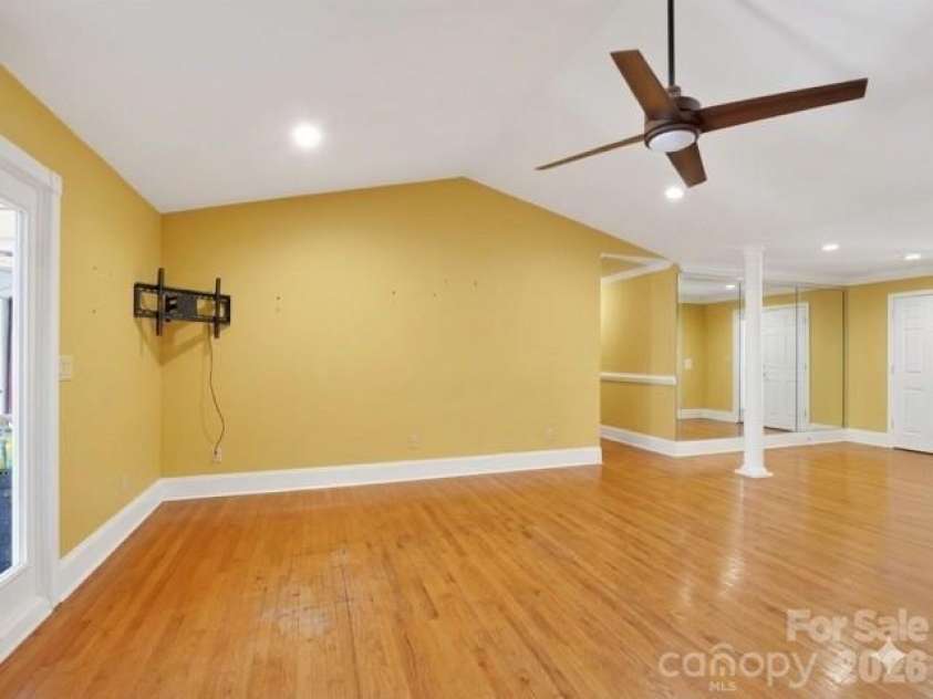 1035 Mcmillan Road, Cheraw, SC 29520.  MLS# CAR4368672, YatesRealty ID 28474. 