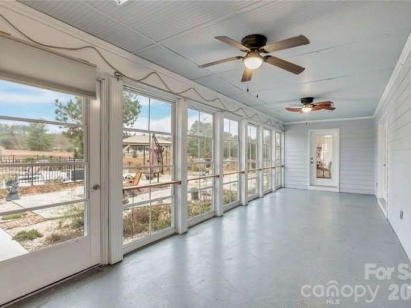 1035 Mcmillan Road, Cheraw, SC 29520.  MLS# CAR4368672, YatesRealty ID 28474. 