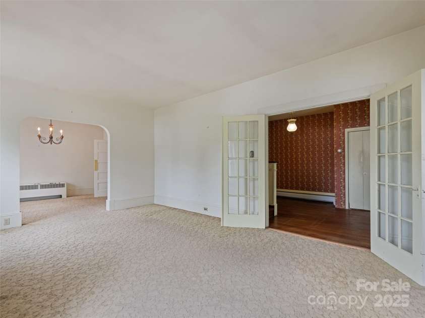 173 Wesley Street, Canton, NC 28716.  MLS# CAR4284970, YatesRealty ID 28474. 