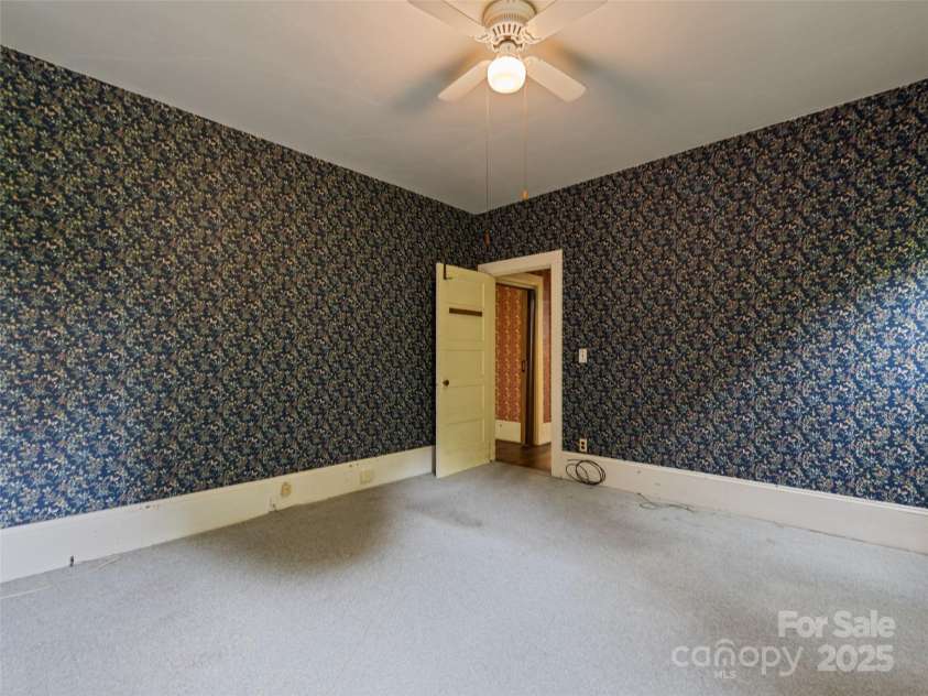 173 Wesley Street, Canton, NC 28716.  MLS# CAR4284970, YatesRealty ID 28474. 