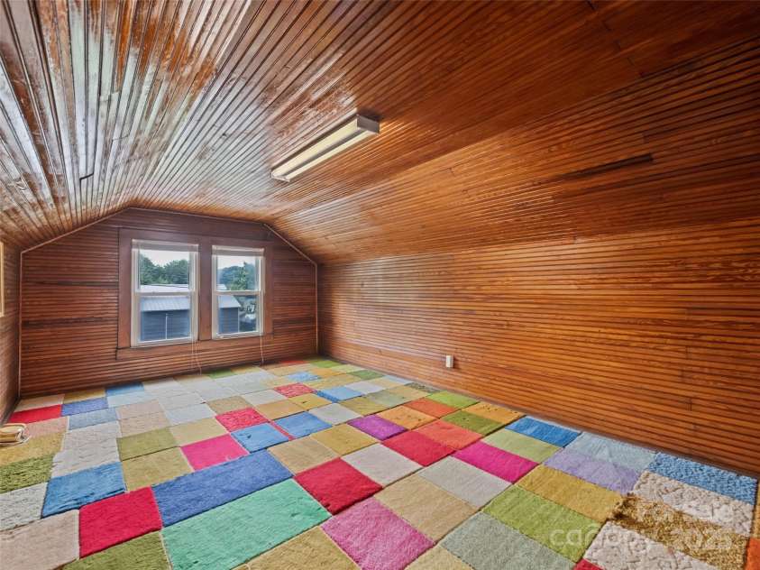 173 Wesley Street, Canton, NC 28716.  MLS# CAR4284970, YatesRealty ID 28474. 