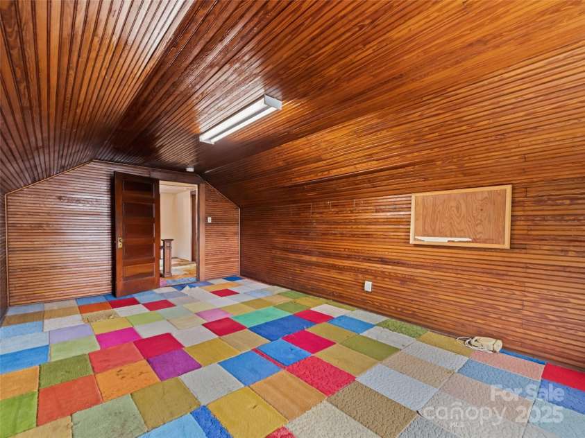 173 Wesley Street, Canton, NC 28716.  MLS# CAR4284970, YatesRealty ID 28474. 