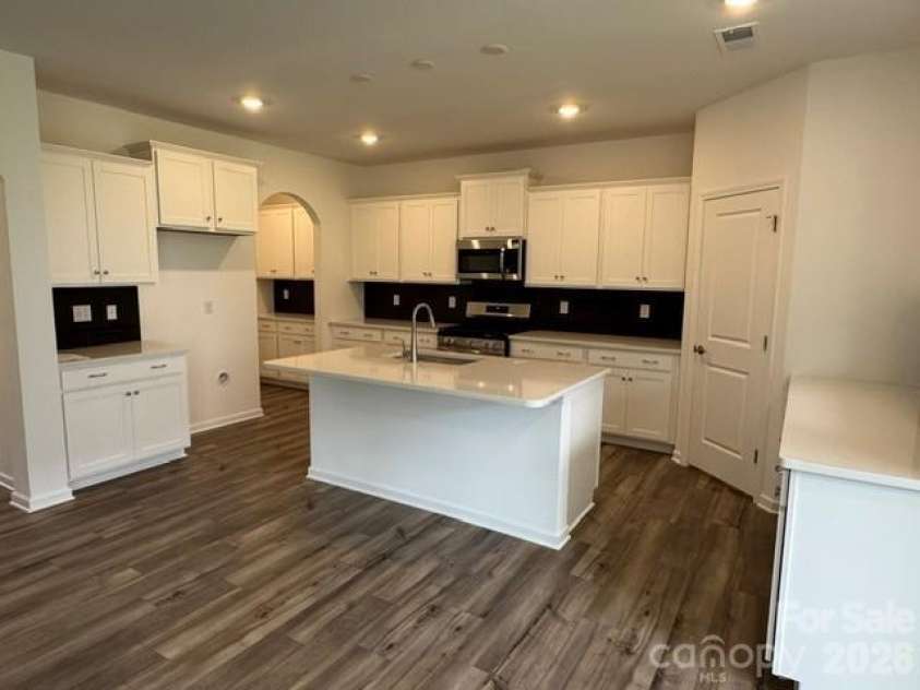 1304 Swift Lane, Belmont, NC 28012.  MLS# CAR4376019, YatesRealty ID 28475. 