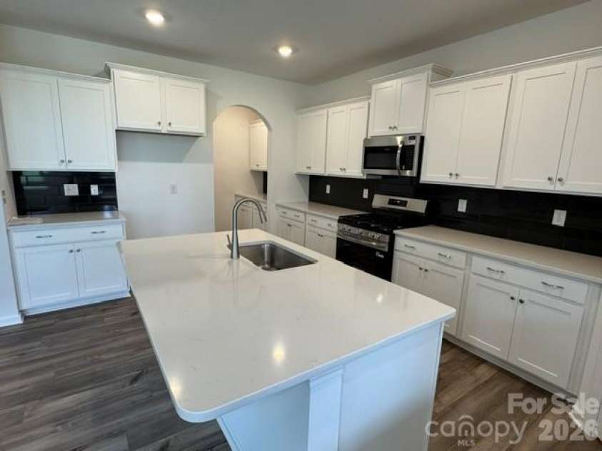 1304 Swift Lane, Belmont, NC 28012.  MLS# CAR4376019, YatesRealty ID 28475. 