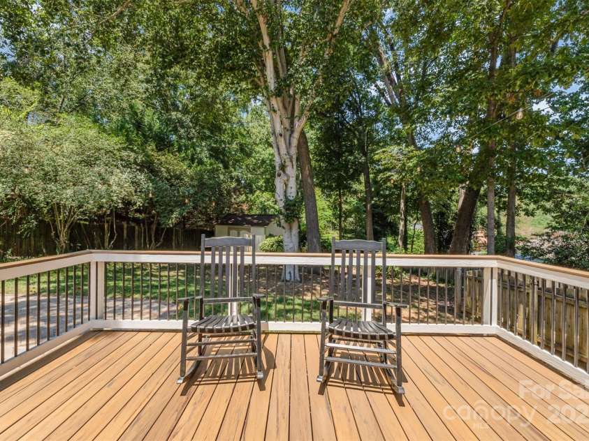 4712 Lamont Drive, Charlotte, NC 28210.  MLS# CAR4277423, YatesRealty ID 28475. Back Deck