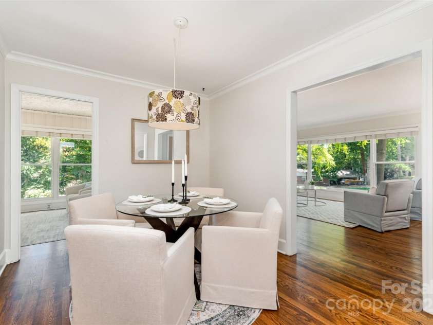 4712 Lamont Drive, Charlotte, NC 28210.  MLS# CAR4277423, YatesRealty ID 28475. Dining Room