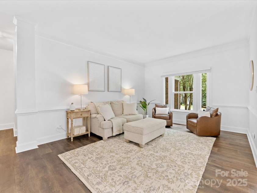 10527 Breamore Drive, Charlotte, NC 28270.  MLS# CAR4278606, YatesRealty ID 28476. 