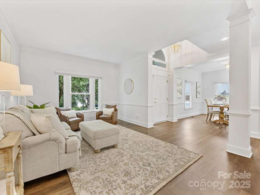 10527 Breamore Drive, Charlotte, NC 28270.  MLS# CAR4278606, YatesRealty ID 28476. 