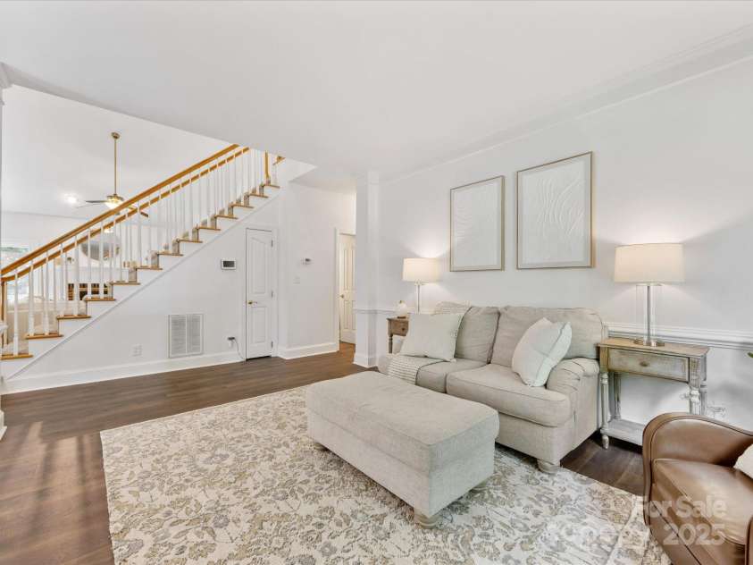 10527 Breamore Drive, Charlotte, NC 28270.  MLS# CAR4278606, YatesRealty ID 28476. 