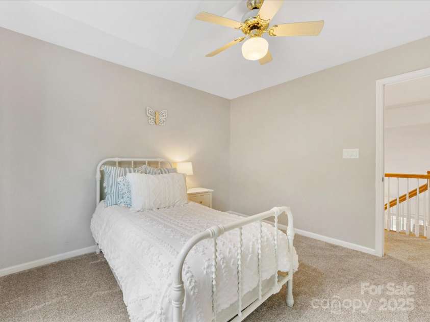 10527 Breamore Drive, Charlotte, NC 28270.  MLS# CAR4278606, YatesRealty ID 28476. 