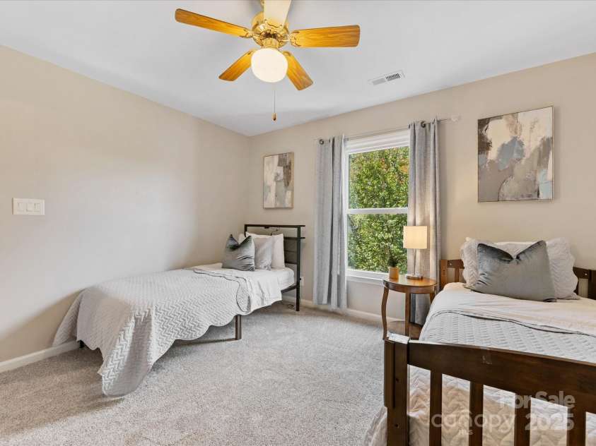 10527 Breamore Drive, Charlotte, NC 28270.  MLS# CAR4278606, YatesRealty ID 28476. 