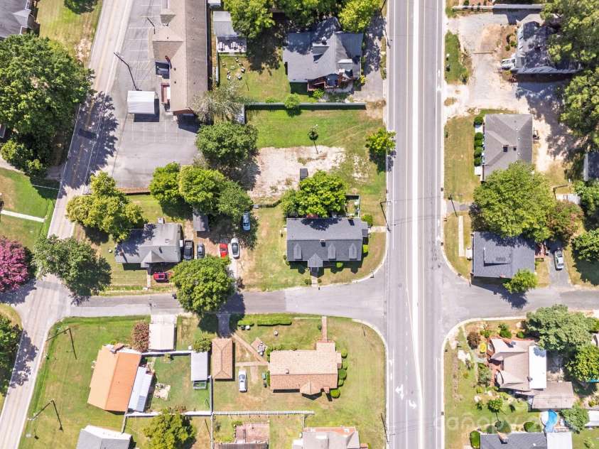 1106 Lane Street, Kannapolis, NC 28083.  MLS# CAR4285081, YatesRealty ID 28477. 