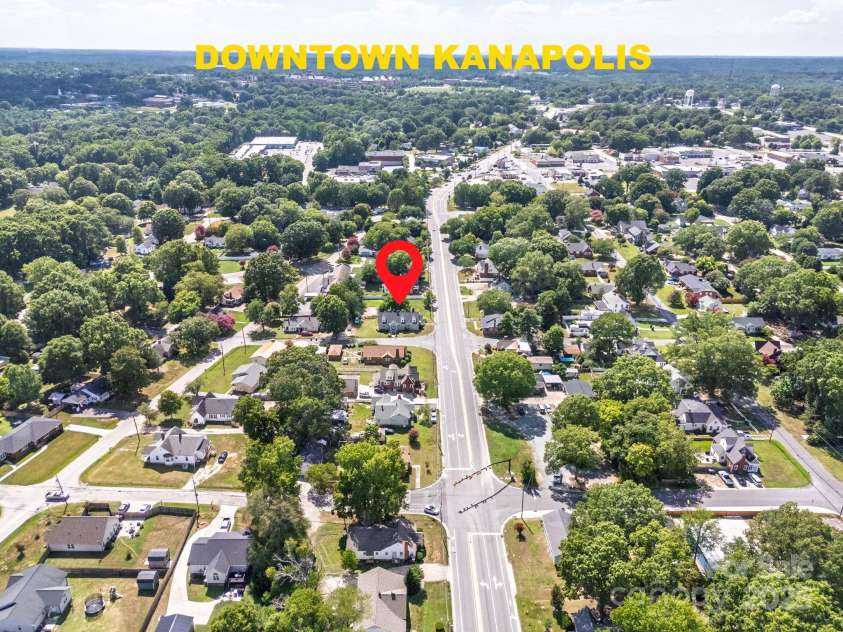 1106 Lane Street, Kannapolis, NC 28083.  MLS# CAR4285081, YatesRealty ID 28477. Located just minutes from the Revitalized Kannapolis Downtown District & Atrium Ballpark
