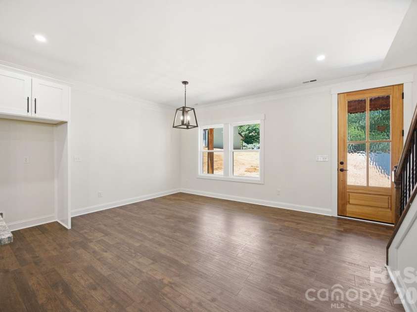 319 Lake Farm Drive, Salisbury, NC 28146.  MLS# CAR4383529, YatesRealty ID 28478. 