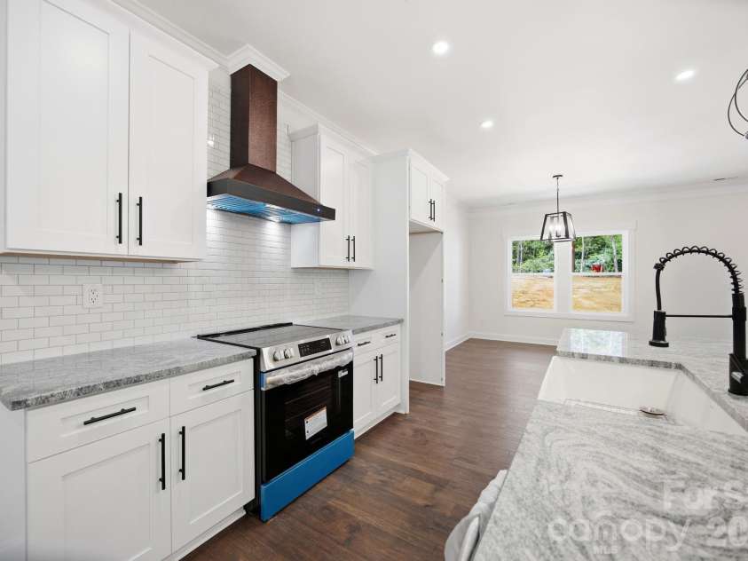 319 Lake Farm Drive, Salisbury, NC 28146.  MLS# CAR4383529, YatesRealty ID 28478. 