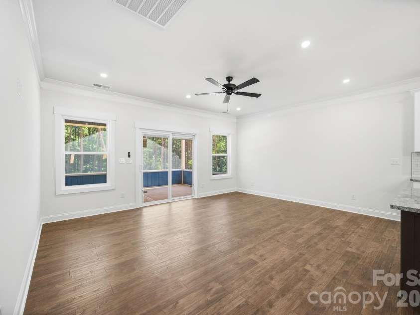 319 Lake Farm Drive, Salisbury, NC 28146.  MLS# CAR4383529, YatesRealty ID 28478. 