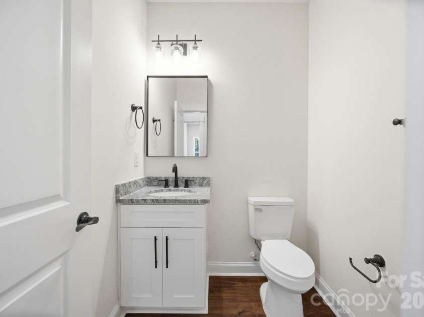 319 Lake Farm Drive, Salisbury, NC 28146.  MLS# CAR4383529, YatesRealty ID 28478. 