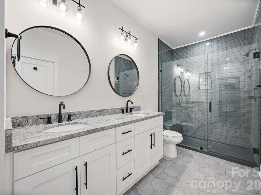319 Lake Farm Drive, Salisbury, NC 28146.  MLS# CAR4383529, YatesRealty ID 28478. 