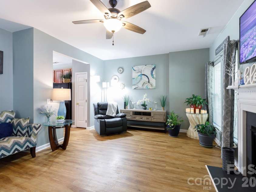 1620 Chamberside Drive, Rock Hill, SC 29730.  MLS# CAR4386425, YatesRealty ID 28479. 
