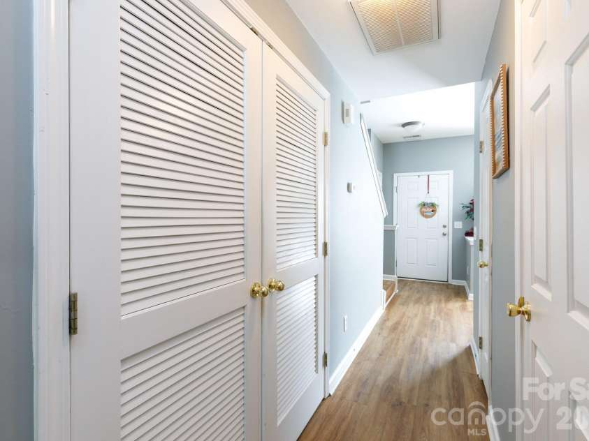 1620 Chamberside Drive, Rock Hill, SC 29730.  MLS# CAR4386425, YatesRealty ID 28479. 