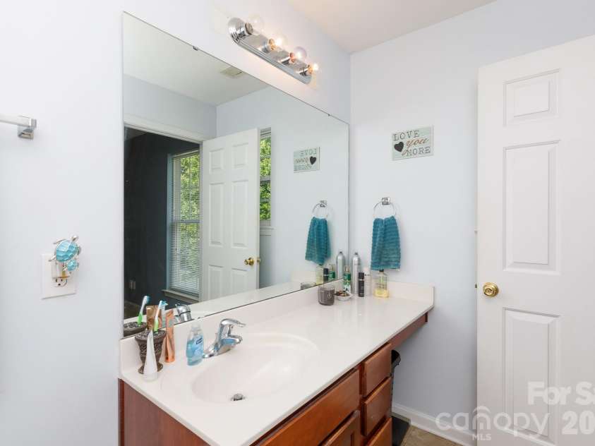 1620 Chamberside Drive, Rock Hill, SC 29730.  MLS# CAR4386425, YatesRealty ID 28479. 