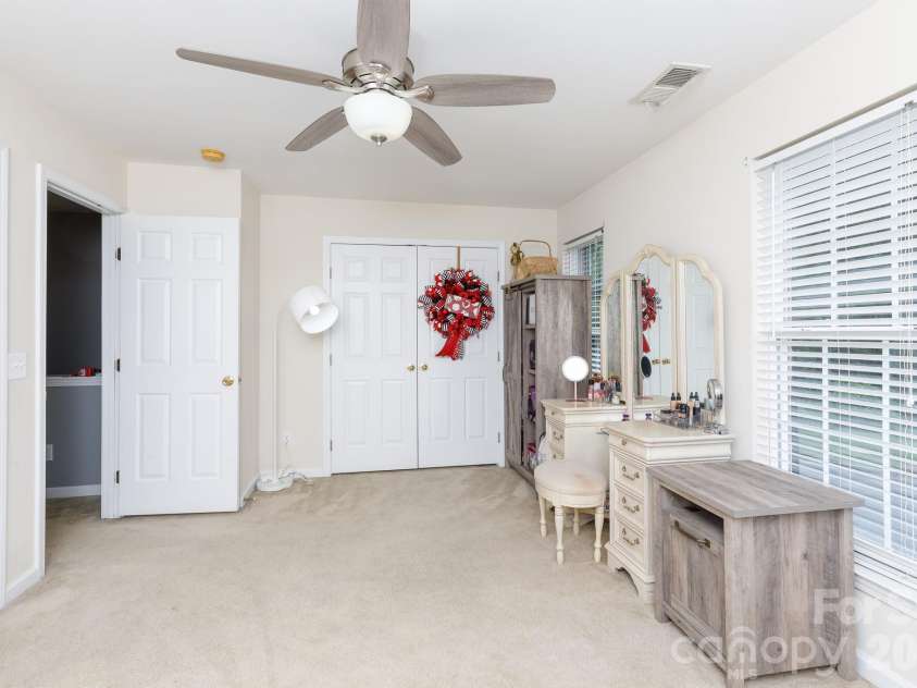 1620 Chamberside Drive, Rock Hill, SC 29730.  MLS# CAR4386425, YatesRealty ID 28479. 