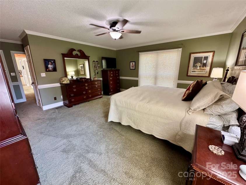 271 Ikerd Drive, Concord, NC 28025.  MLS# CAR4245802, YatesRealty ID 28479. 