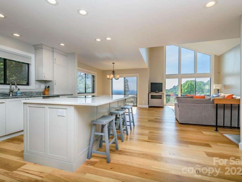 153 Country Ridge Road, Laurel Park, NC 28739.  MLS# CAR4278748, YatesRealty ID 2848. 