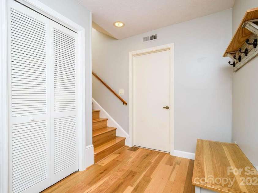 153 Country Ridge Road, Laurel Park, NC 28739.  MLS# CAR4278748, YatesRealty ID 2848. 