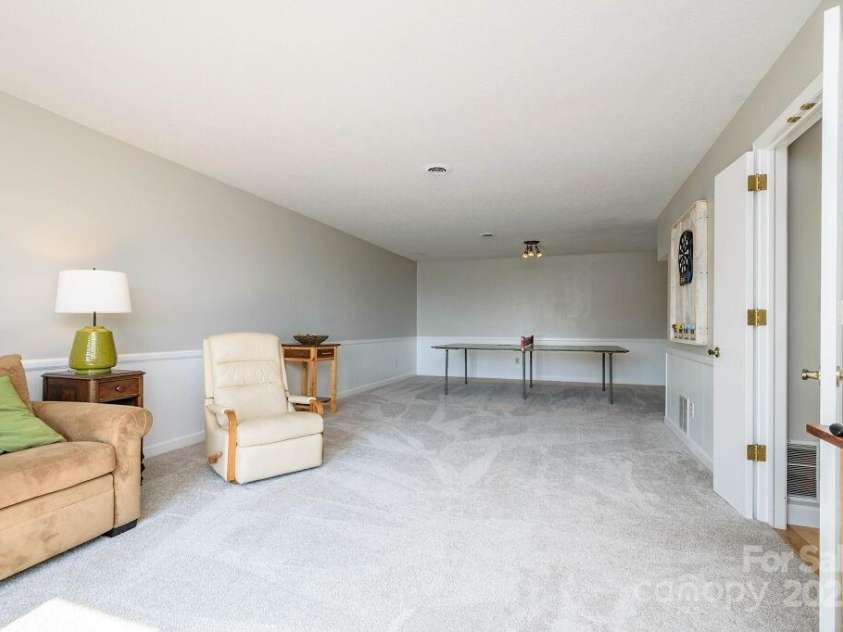 153 Country Ridge Road, Laurel Park, NC 28739.  MLS# CAR4278748, YatesRealty ID 2848. 