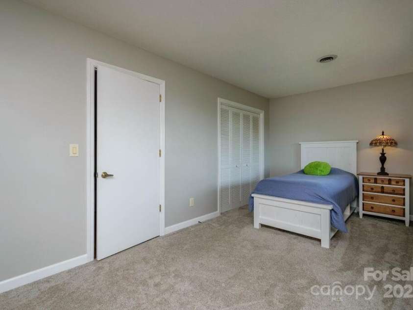 153 Country Ridge Road, Laurel Park, NC 28739.  MLS# CAR4278748, YatesRealty ID 2848. 