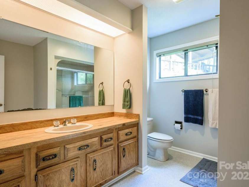 153 Country Ridge Road, Laurel Park, NC 28739.  MLS# CAR4278748, YatesRealty ID 2848. 