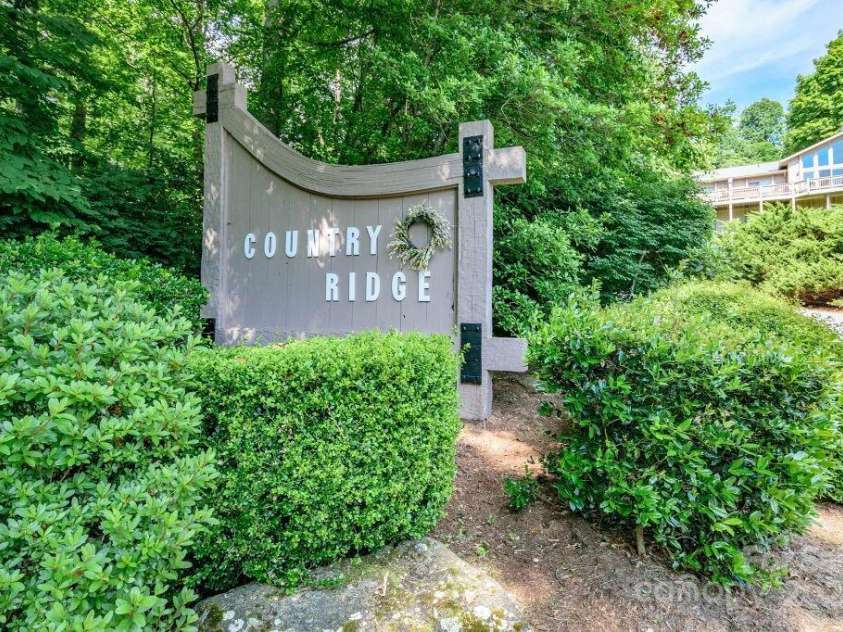 153 Country Ridge Road, Laurel Park, NC 28739.  MLS# CAR4278748, YatesRealty ID 2848. 