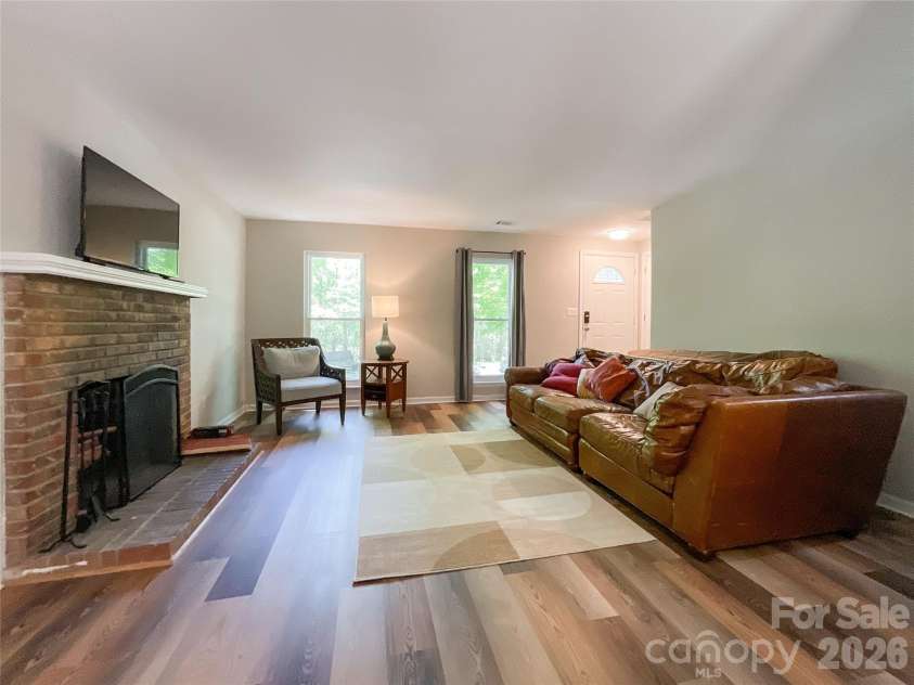 2113 Killarney Place, Charlotte, NC 28262.  MLS# CAR4247042, YatesRealty ID 2848. 